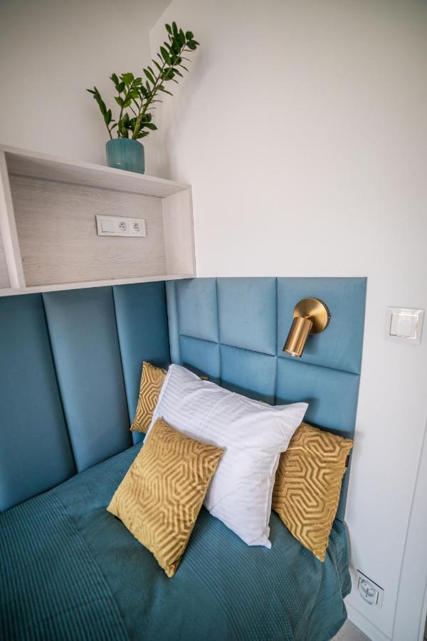 Kazimierza Wielkiego Luxury Apartment Krasków Exterior foto